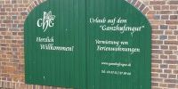 der Bau eines Guts- und Reiterhofes zum Zwecke der touristischen und Erholungsnutzung